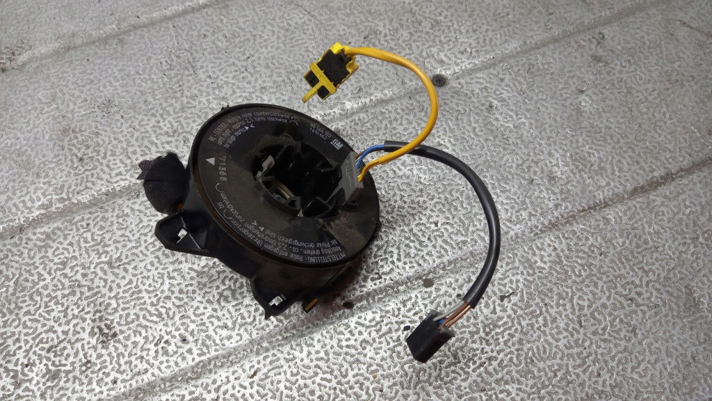 фото №1, Лента opel vectra b 2.0d 98r hb 90566552