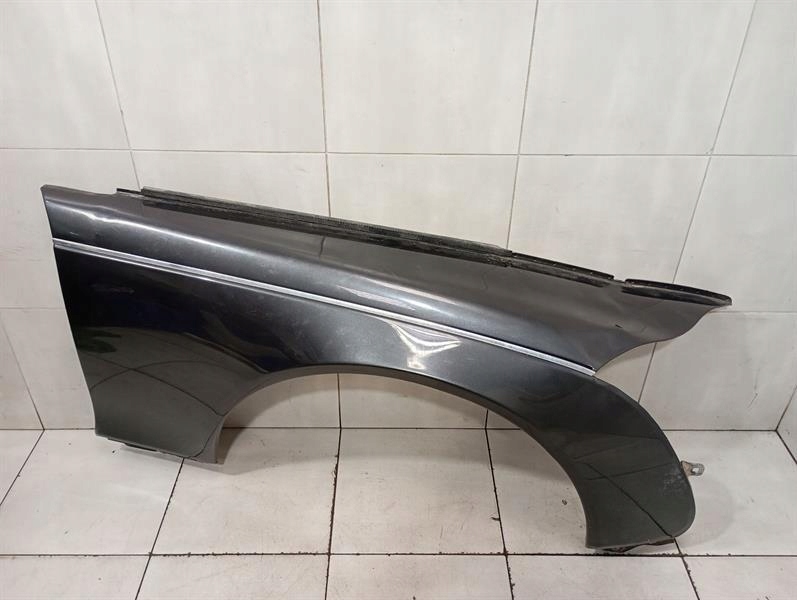 Купити Maybach 57 w240 правий wing a2408800218 передня частина fender