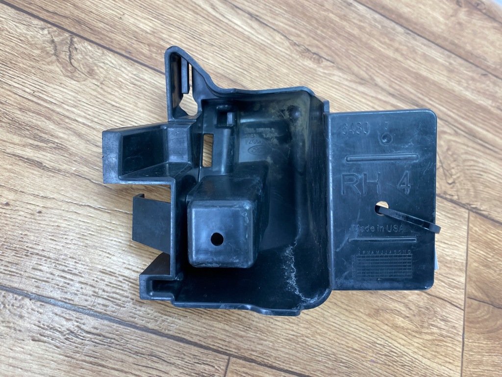 фото №6, Правий напрямна кронштейн бампера задня ford explorer vi 20+ usa