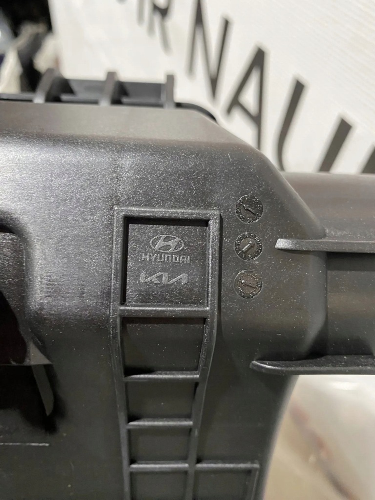 Корпус фільтра повітря перед hyundai kona 2 28112df100 Зі Шроту