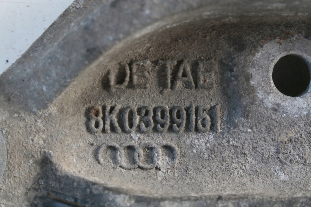 фото №6, Подушка коробки audi a4 b8