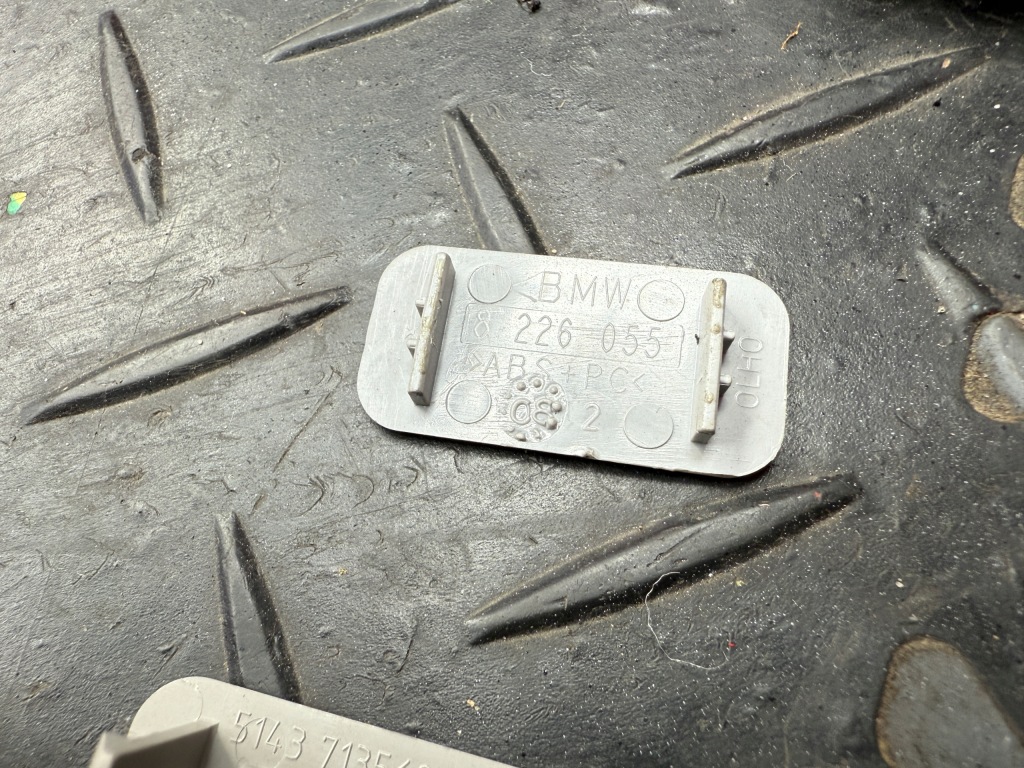 фото №10, Bmw x5 x6 e90 другое ручка лампа потолочный заглушка подушка безопасности набор