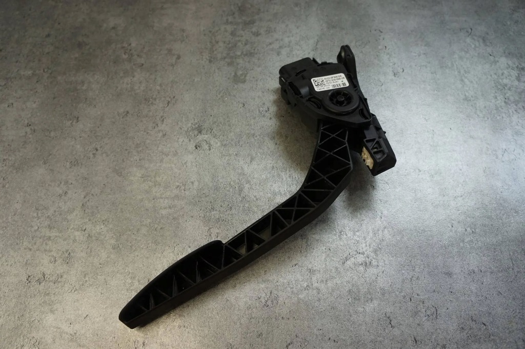 фото №3, Педаль газа ускорения land rover discovery iv