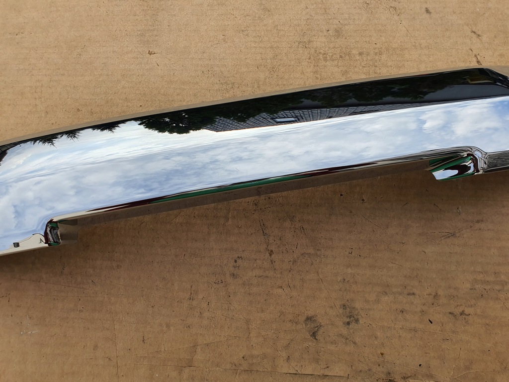 фото №3, Honda ridgeline молдинг бампера правий перед хром