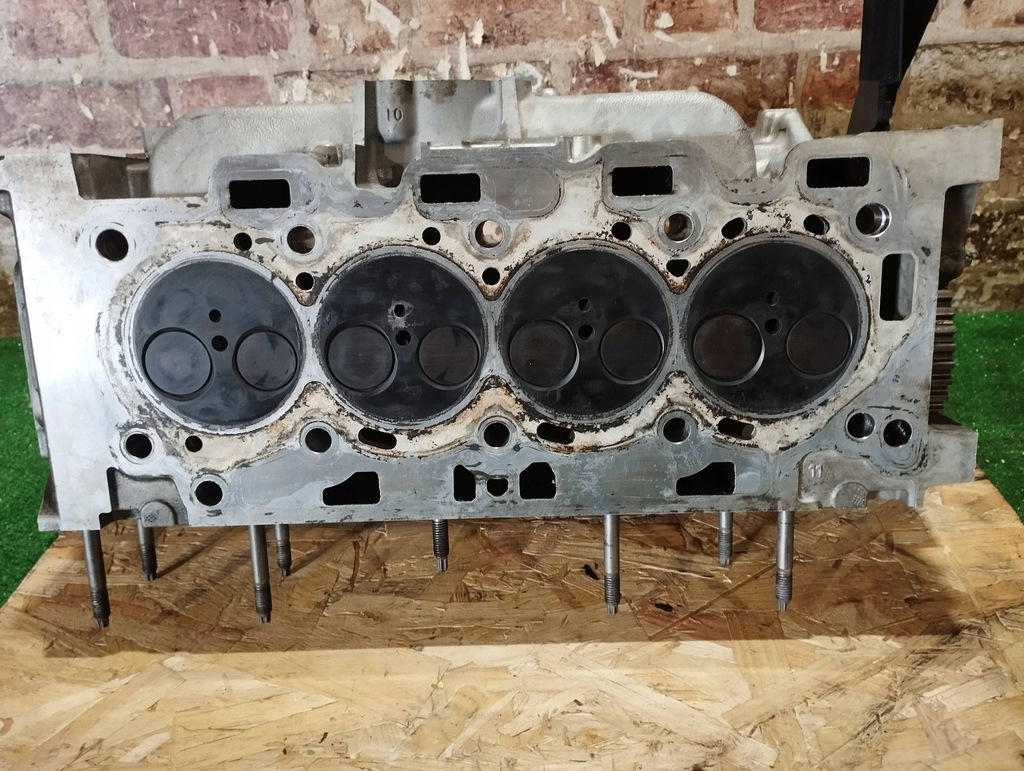 фото №10, Головка двигателя 9684487210, 9684504780 вал citroen c3 picasso 1.6 hdi