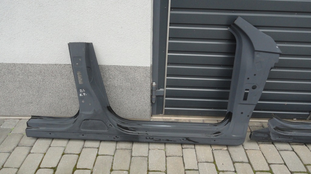 фото №3, Vw passat b6 порог правый обшивка 3c0