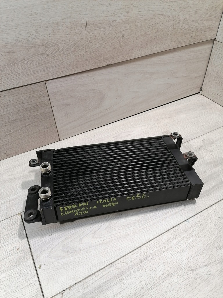 фото №9, Ferrari italia радіатор оливи
