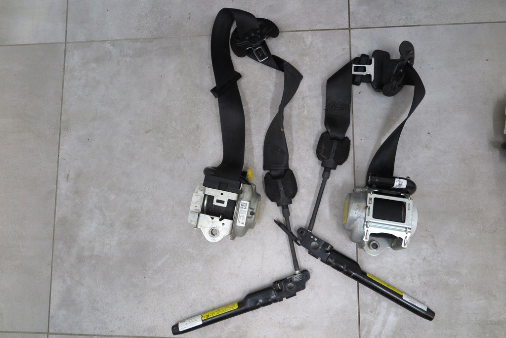 фото №5, Панель приладів подушка безпеки подушки безпеки ремені alfa romeo stelvio демонтаж