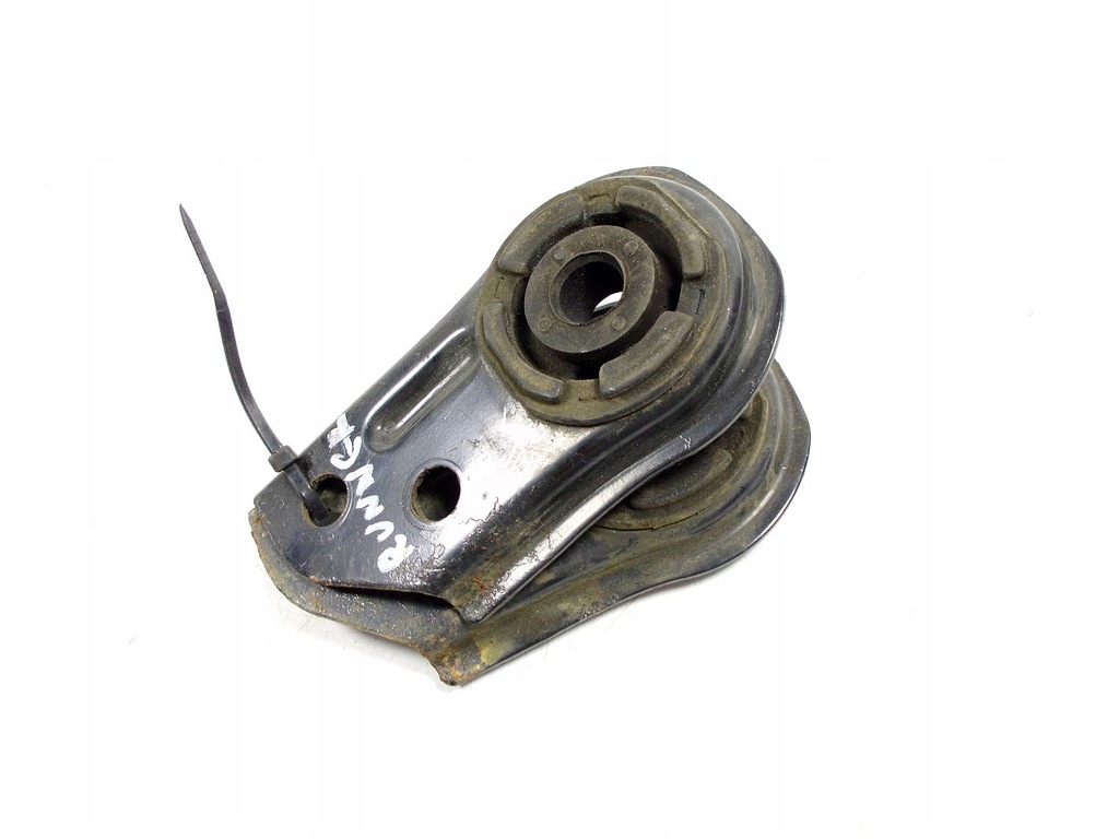 фото №1, Mitsubishi space runner i кронштейн радіатора пара