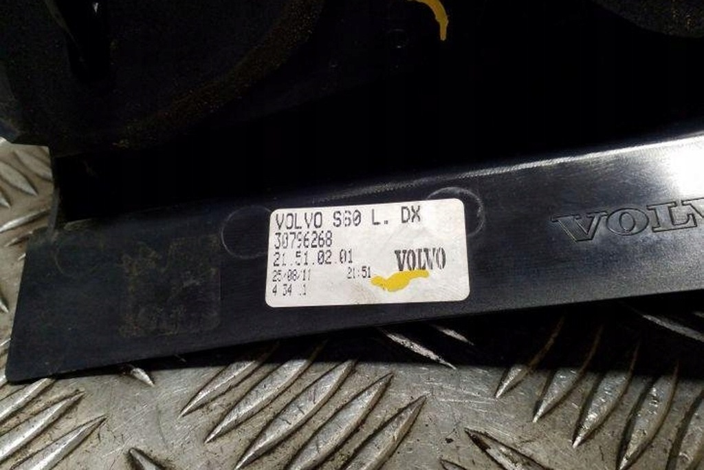 фото №8, Лампа права задня volvo s60 i 30796268 2.0l дизель 120kw 2010