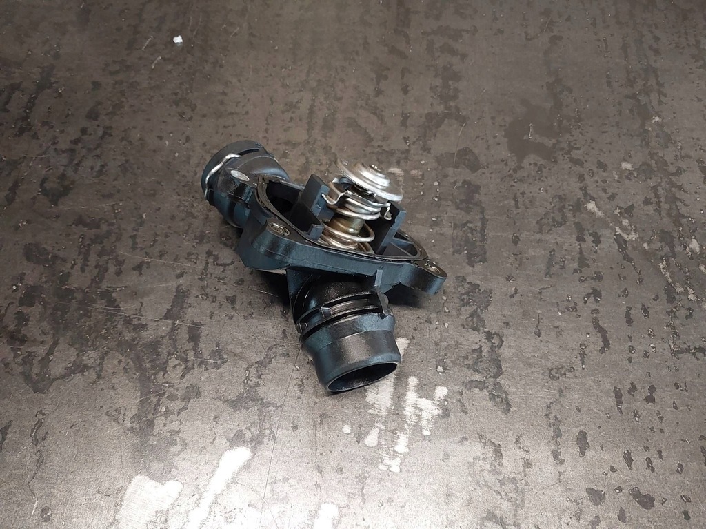 фото №9, Термостат / корпус термостата bmw 3 e46 320d m47d20 204d4 501144