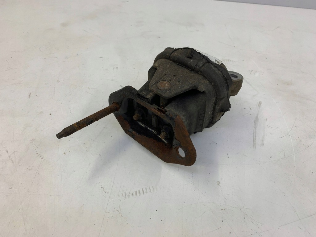 фото №1, Chrysler 300 - 300c подушка двигателя 04578190ad