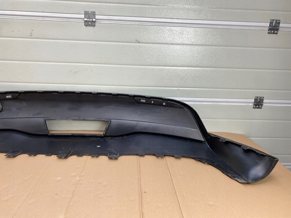 Tesla model y спойлер спойлер накладка бампера задній дифузор 1494006-00-b Недорого