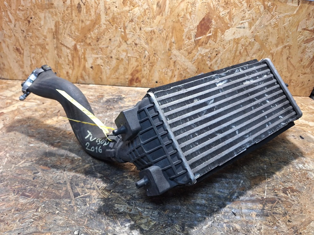 Інтеркулер радіатор повітря hyundai tucson 2 15-20 28270-2a430 в Україні