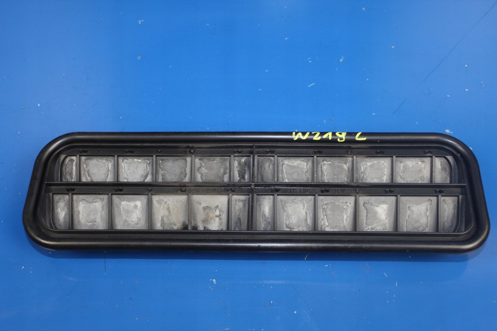 фото №1, Mercedes cls w219 впуск воздуха багажника