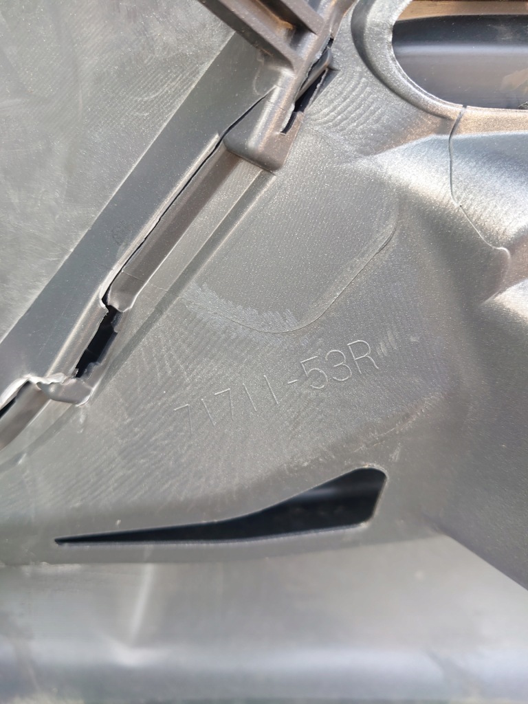 Suzuki swift mk8 lift 19- бампер передний перед решётка радиатора решётка Недорого