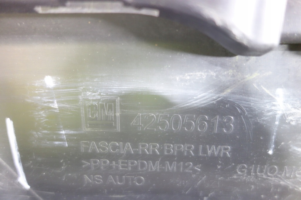 Бампер задняя opel mokka x 16-20 4pdc 425056613 Киев