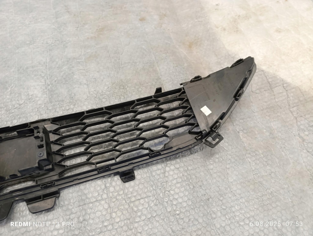 фото №12, Sandero iii 21-24 решітка середня бампера перед радар заглушка bdb стан