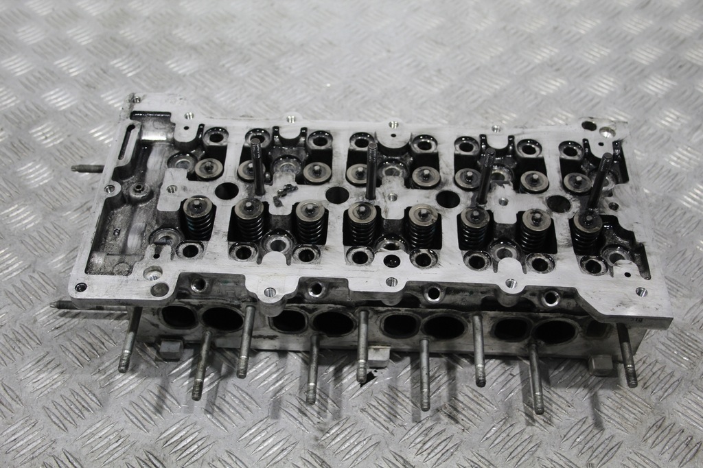 фото №1, Головка двигуна jeep cherokee kl