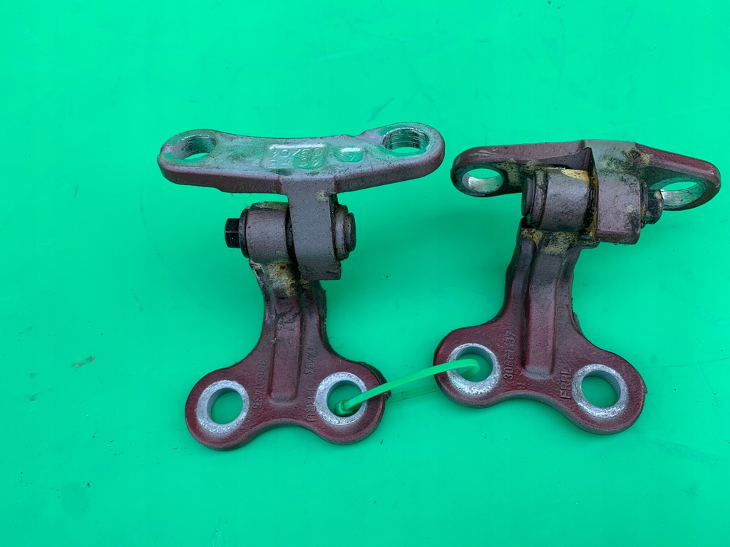 фото №1, Петли дверь правый перед volvo v50 s40 ii 454-46