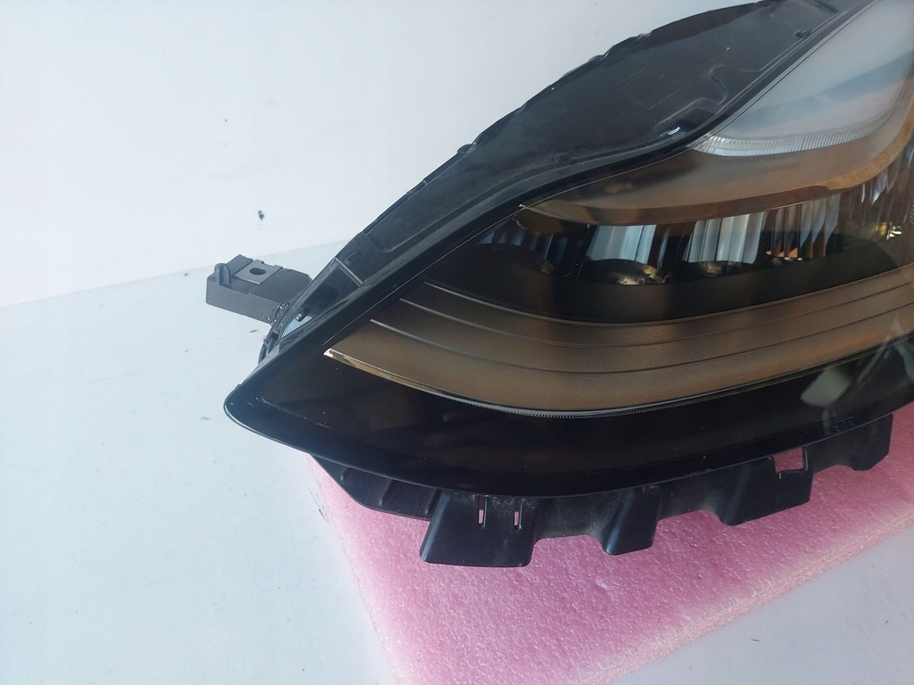 фото №2, Tesla model 3 лампа левая перед передняя full led