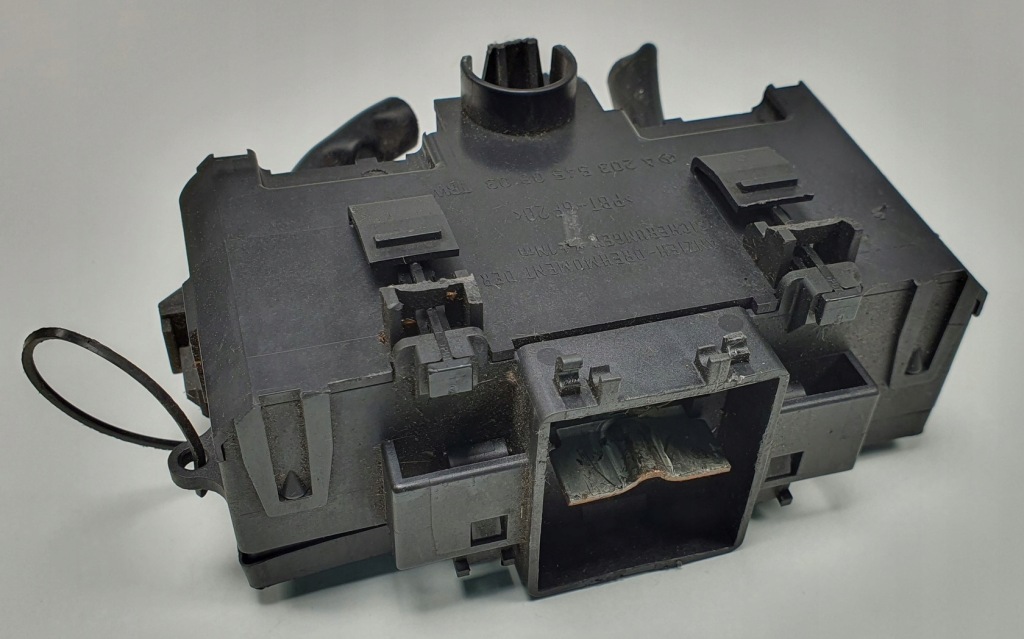 Купить Предохранитель главный mercedes w209 w203 a2035450803