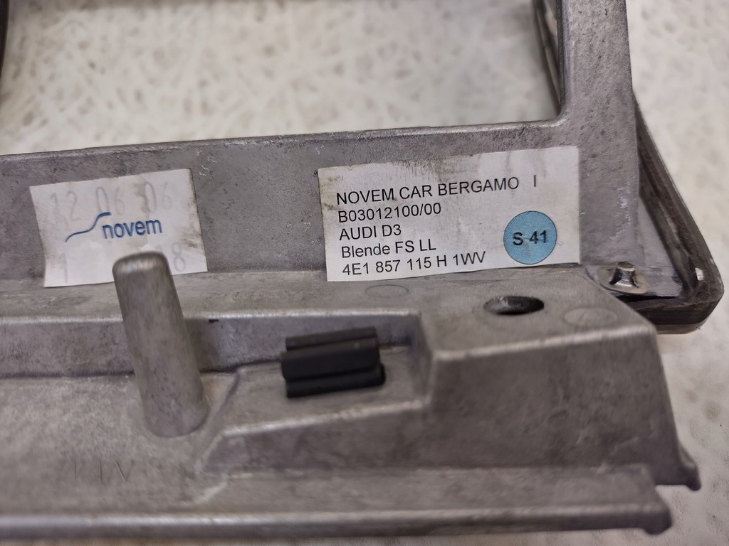 фото №10, Audi a8 s8 d3 4e рамка приборы dekor drewno 4e1857115h