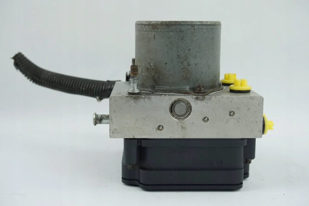 Купить Насос abs tesla model 3 1044745-00-b 0265257793