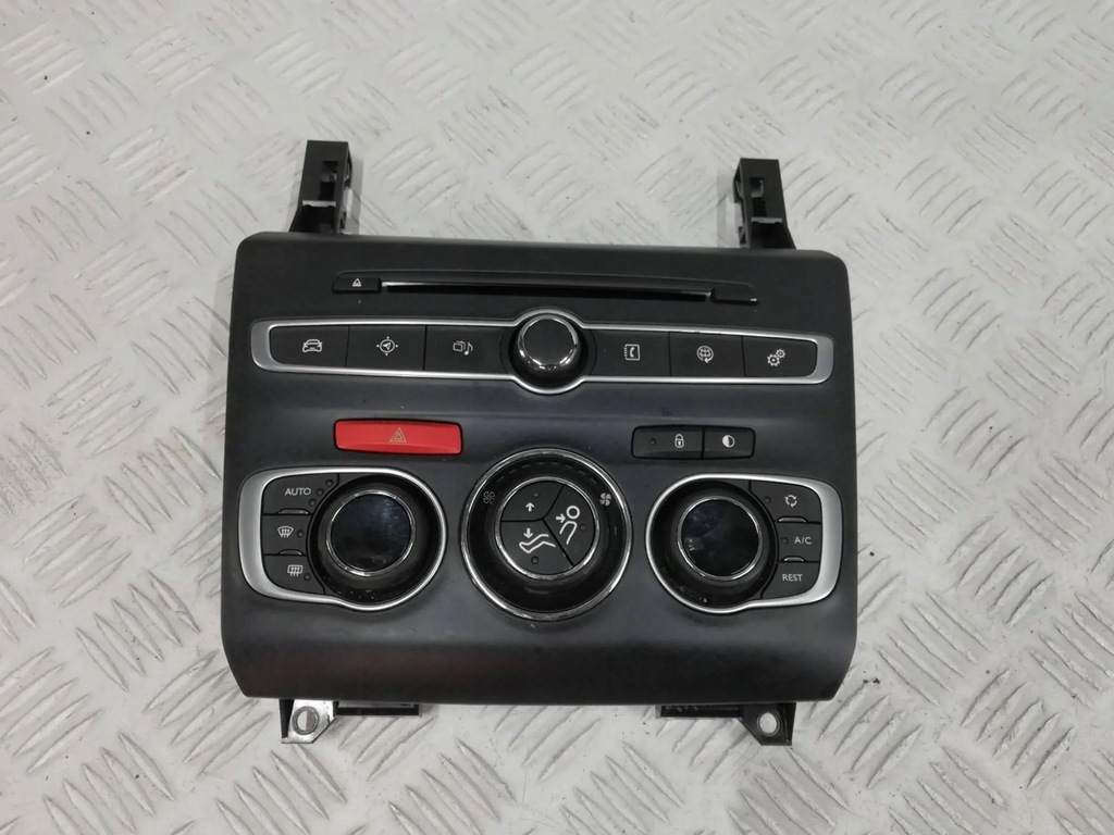 фото №1, Панель радио навигации кондиционера citroen ds4 lift 98100094zf
