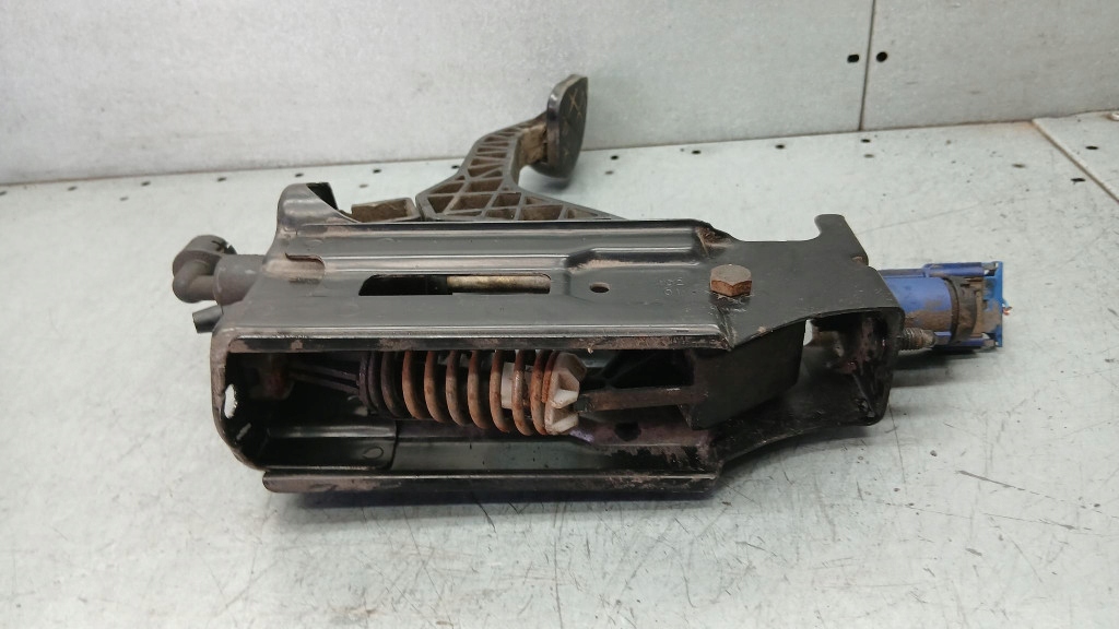 фото №5, Педаль зчеплення seat leon i 1.9td 02r 1j1721388a