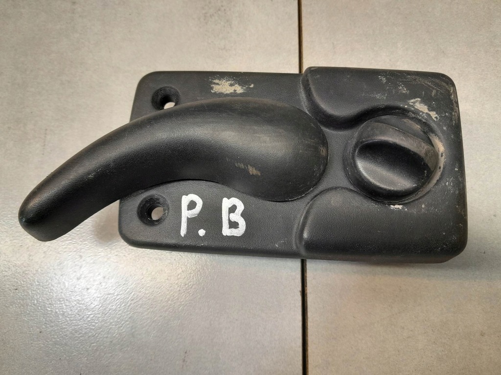 фото №1, Ручка правая боковая внутренняя master ii 7700352