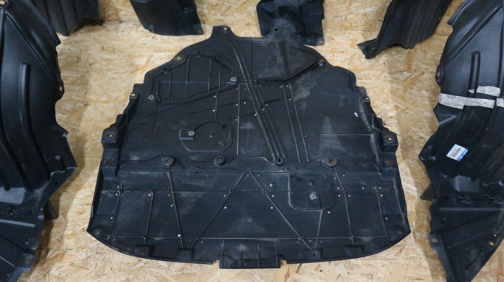 фото №2, Mazda 3 bm підкрилок ліва rok 2017 bm