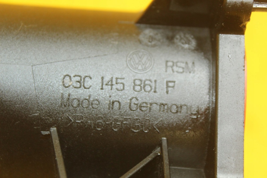 Труба шланг повітря датчик vw touran 1.4 tsi cth 1k0143823c 0281002977 Доставка