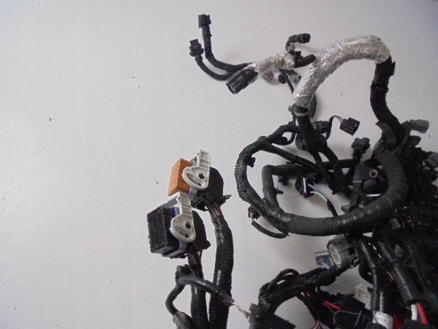 фото №3, Электропроводка двигателя renault clio v 1.6 e-tech 19-