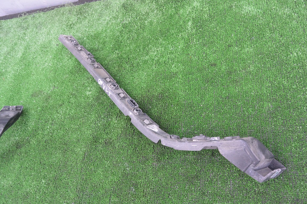 фото №7, Направляющая бампера задняя maserati quattroporte vi