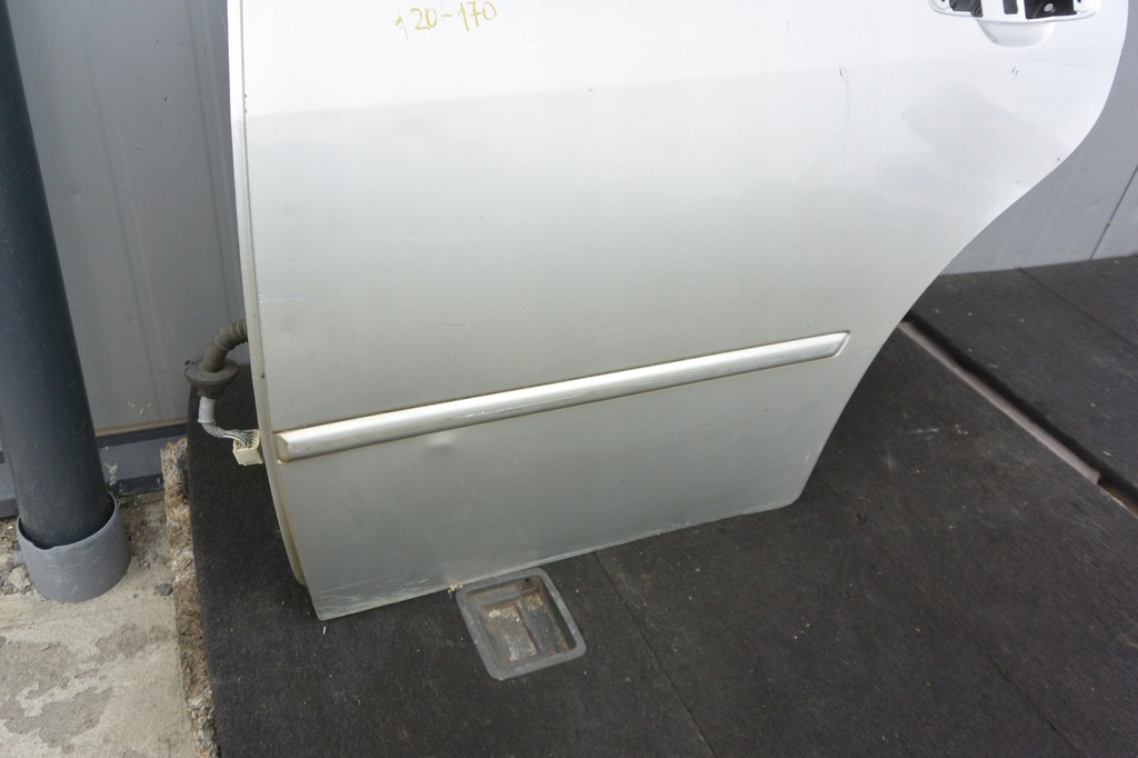 фото №9, Lexus is200 is 200 двері лівий задня