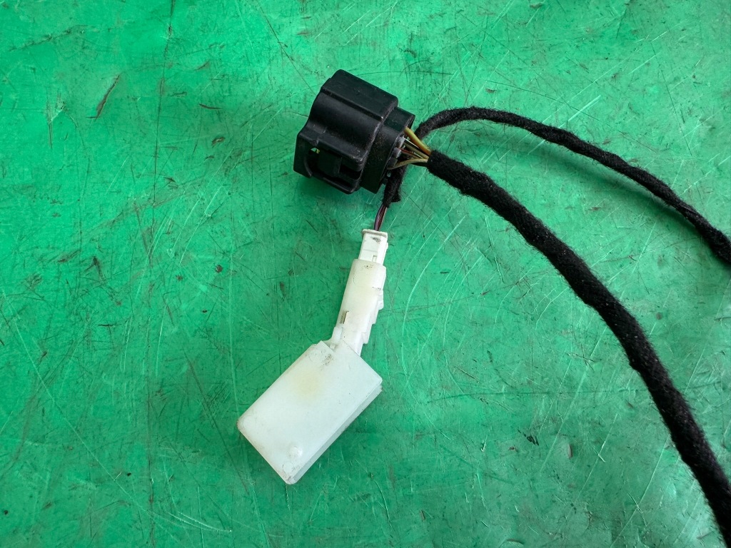 фото №2, Электропроводка жгут дверь правая передняя перед alfa romeo mito 08- europa