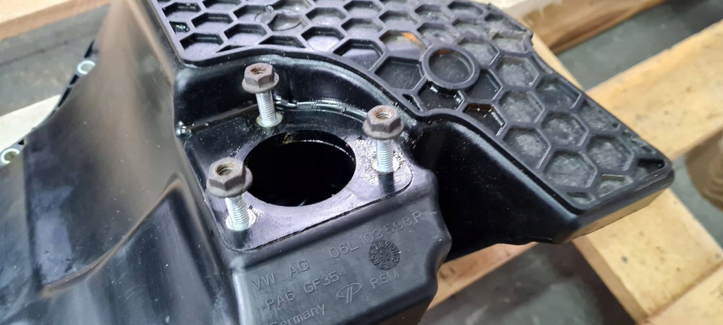 фото №9, A4 b9 8w lift поддон основание масла 2.0 tfsi 06l103598r a5 8w