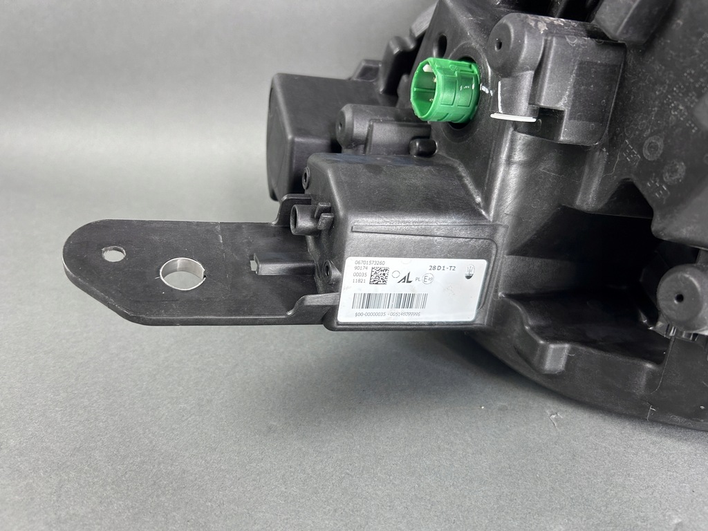 фото №11, Лампи фари перед maserati grecale usa 670157326 670157328