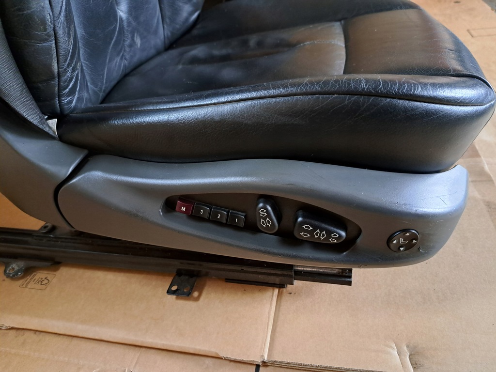 фото №13, Сиденья заднее сиденье czarna кожа электрический с подогревом bmw e64