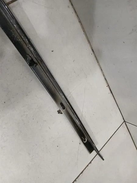 Ferrari f8 f142mfl права молдинг дахова 959682 молдинг права Київ