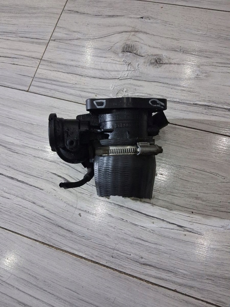 Купити Дросельна заслінка citroen c5 2.0 hdi 9647474880