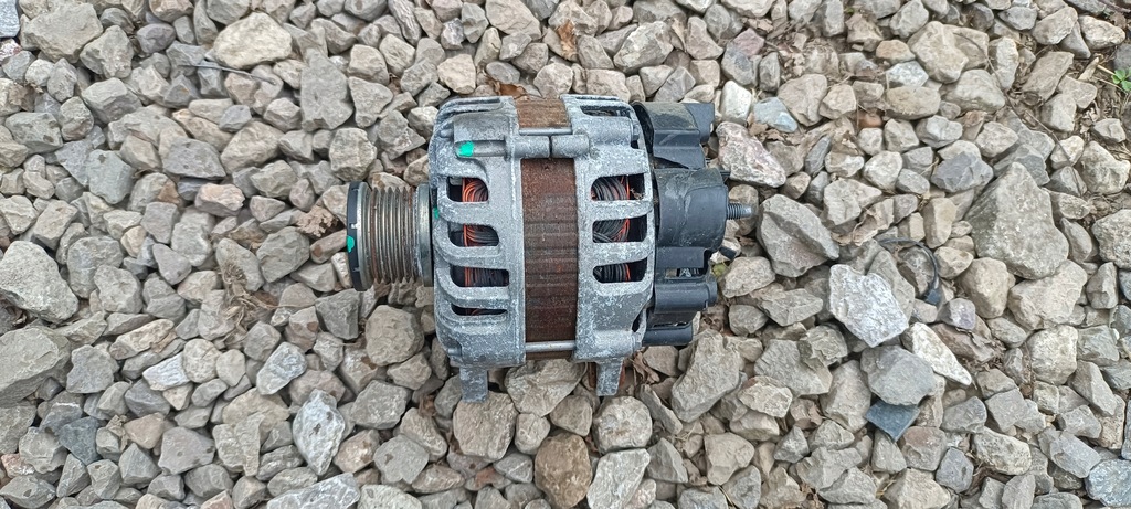 фото №1, Renault clio iv генератор 0,9 tce 231006677r