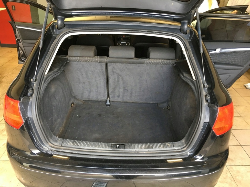 Купити Прокладка кришки багажника audi a3 8p 2003-2008