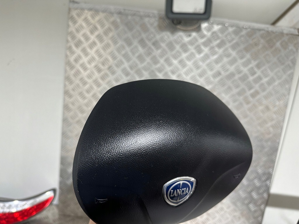 Lancia delta iii подушка водителя 07354740340 с Разборки