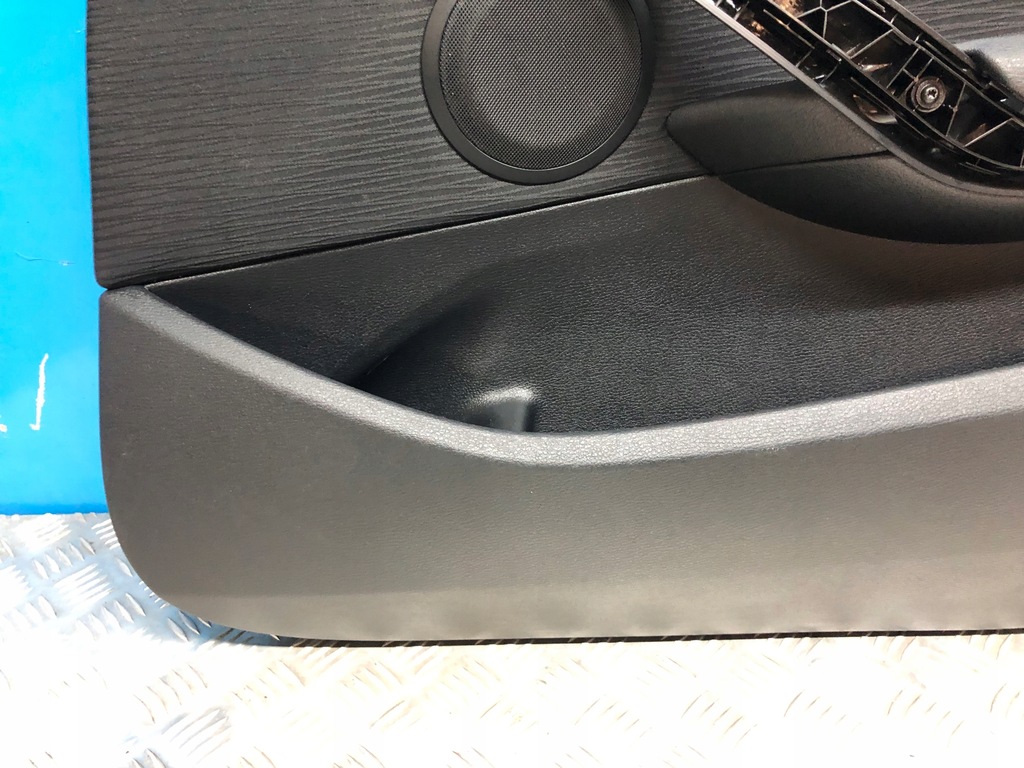 фото №9, Bmw x1 e84 обшивка оббивка двері правий перед права