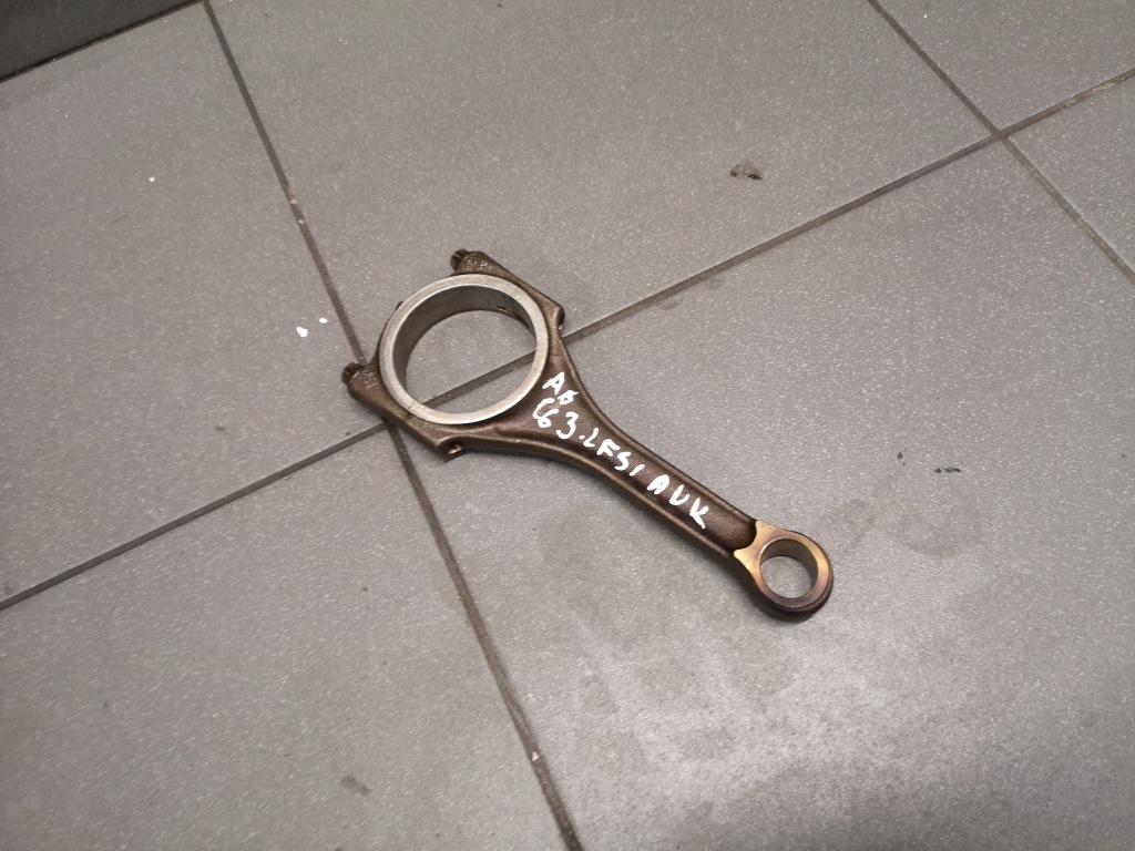 фото №1, Шатун audi a6 c6 3.2 fsi auk 06ea