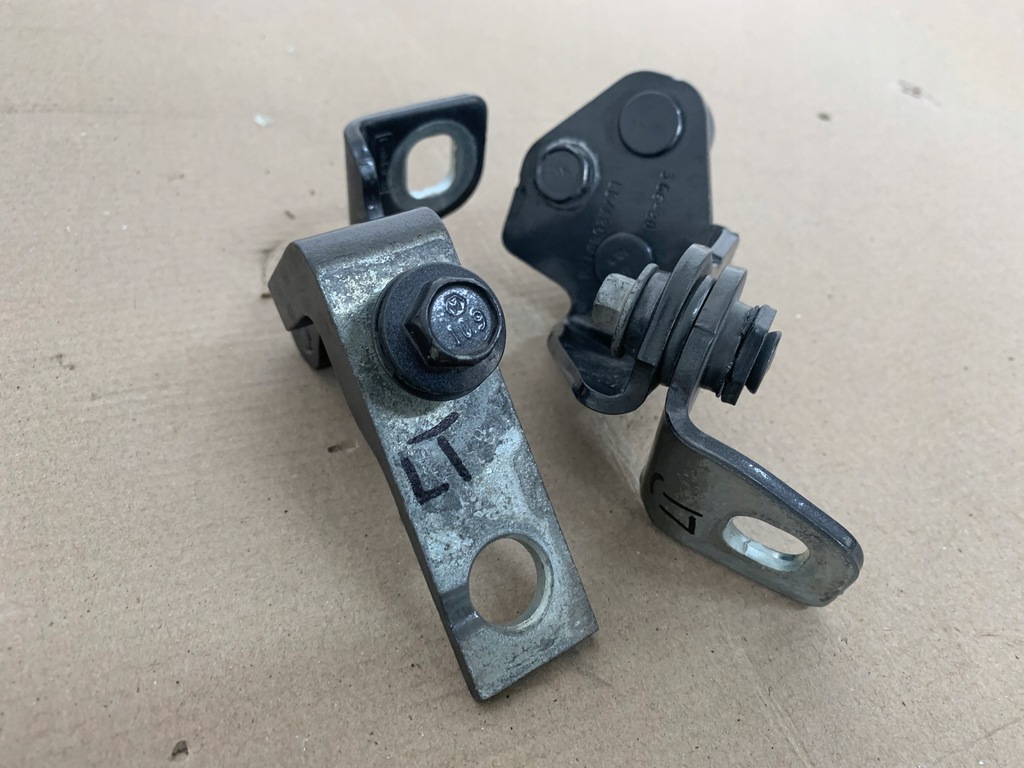 фото №1, Ford mustang mach-e rwd 21r петля петли дверь góra dół левый задняя задние