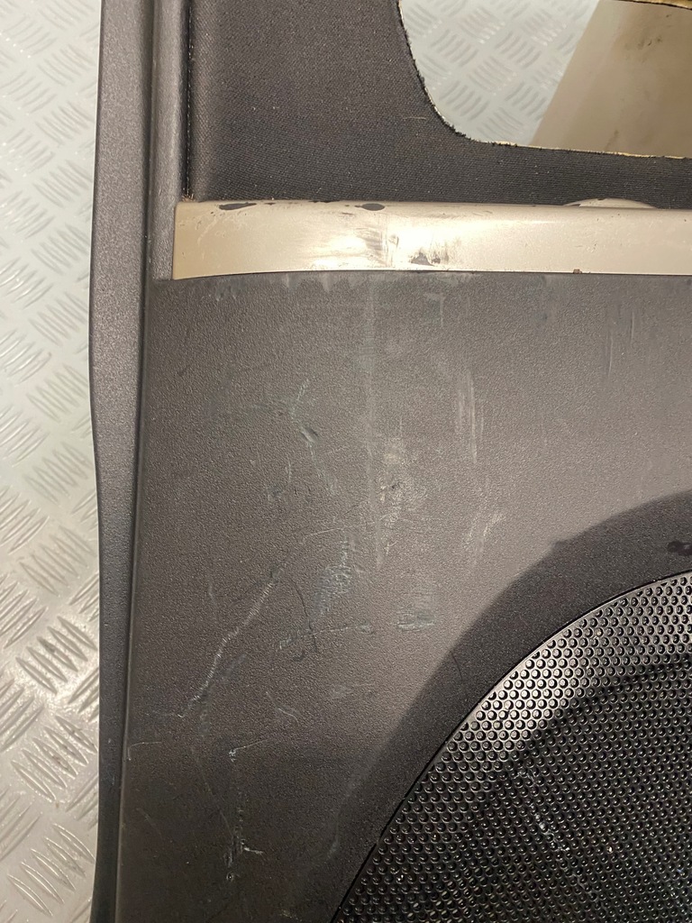 фото №5, Обшивка правый задняя обивка mitsubishi pajero iv 5d