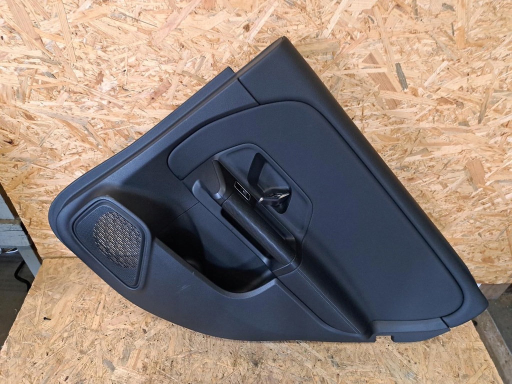 фото №1, Mercedes w247 обшивка двері лівий задня задній b-klasa